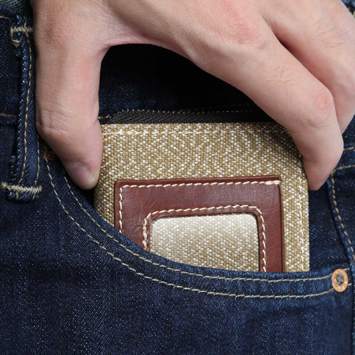 Canvas Zipper Closer Wallet